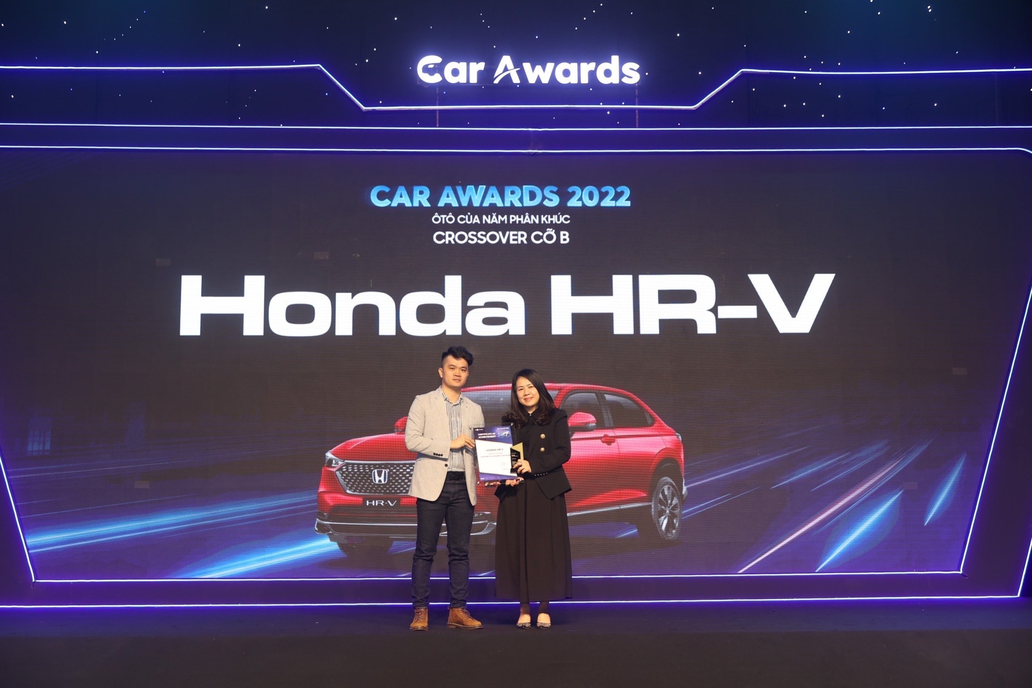 Honda HR-V và Honda Civic nhận Giải thưởng “Ô tô của năm”