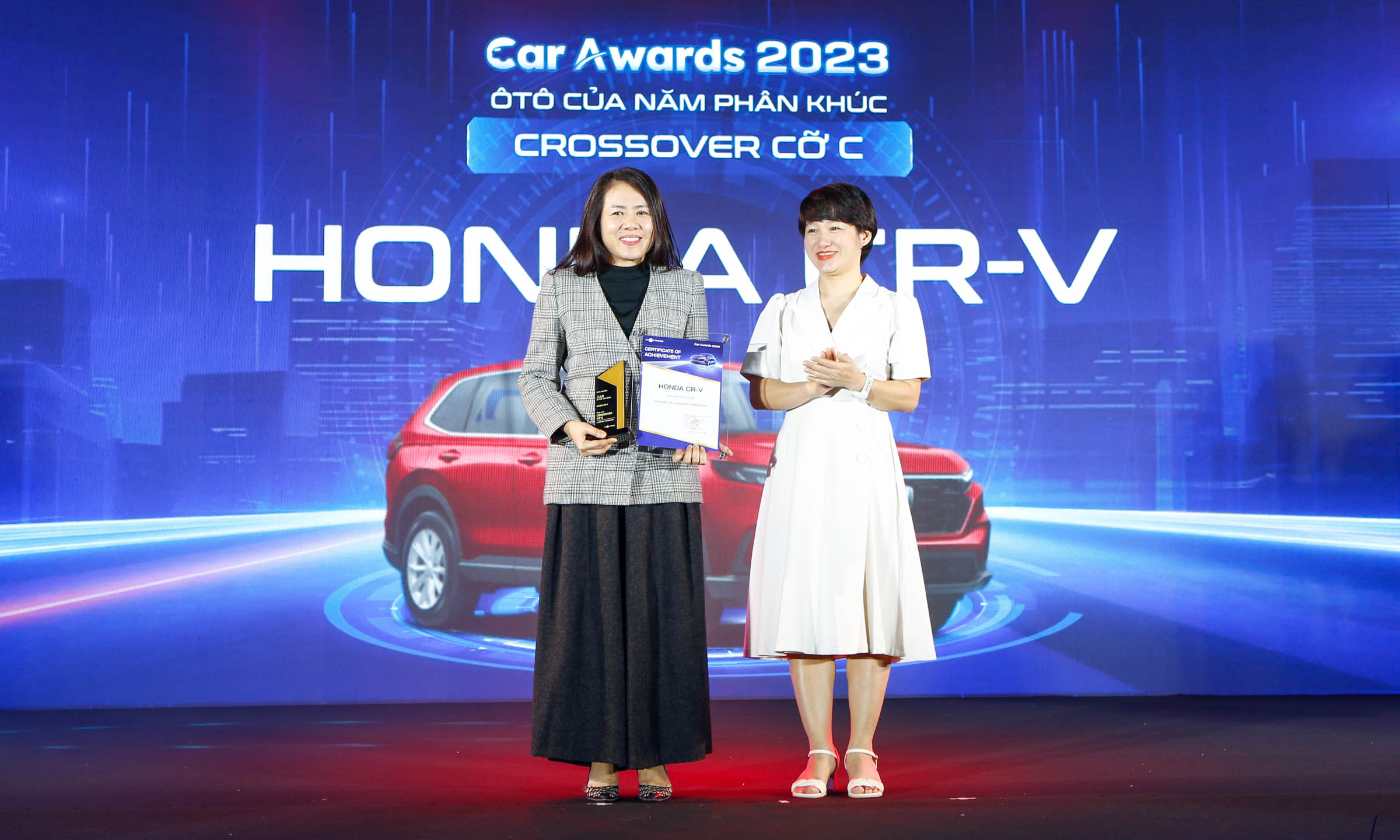 Honda CR-V vinh dự nhận Giải thưởng “Ô tô của năm” toàn thị trường
